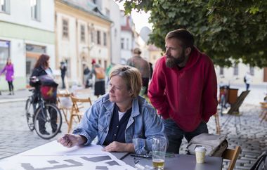 F 18 / Bělobranské znovu náměstí